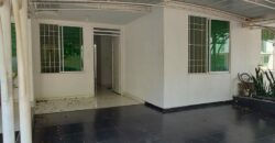 CASA CONJUNTO CERRADO SANTILLANA