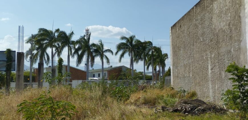 LOTE BARRIO VILLALBA CENTRO COMERCIAL GUATAPURI